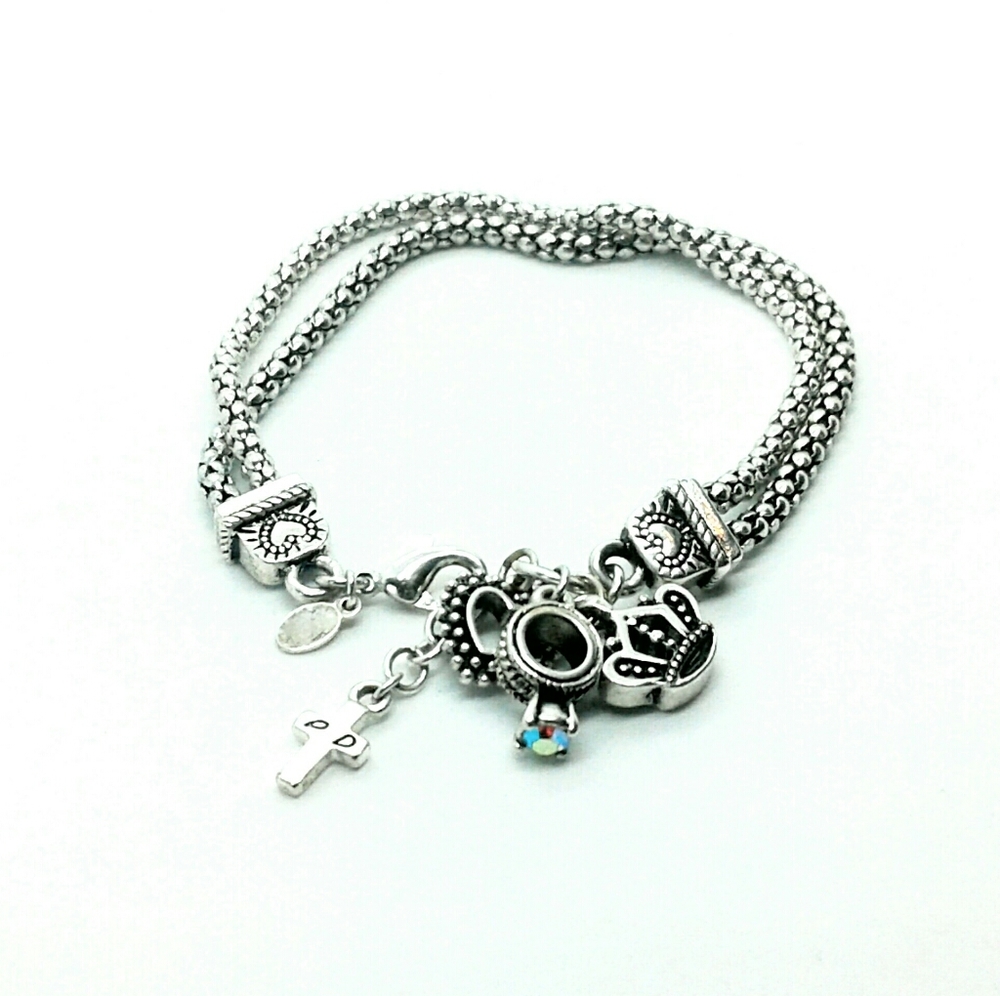PREMIER DESIGNS CHARM BRACELET